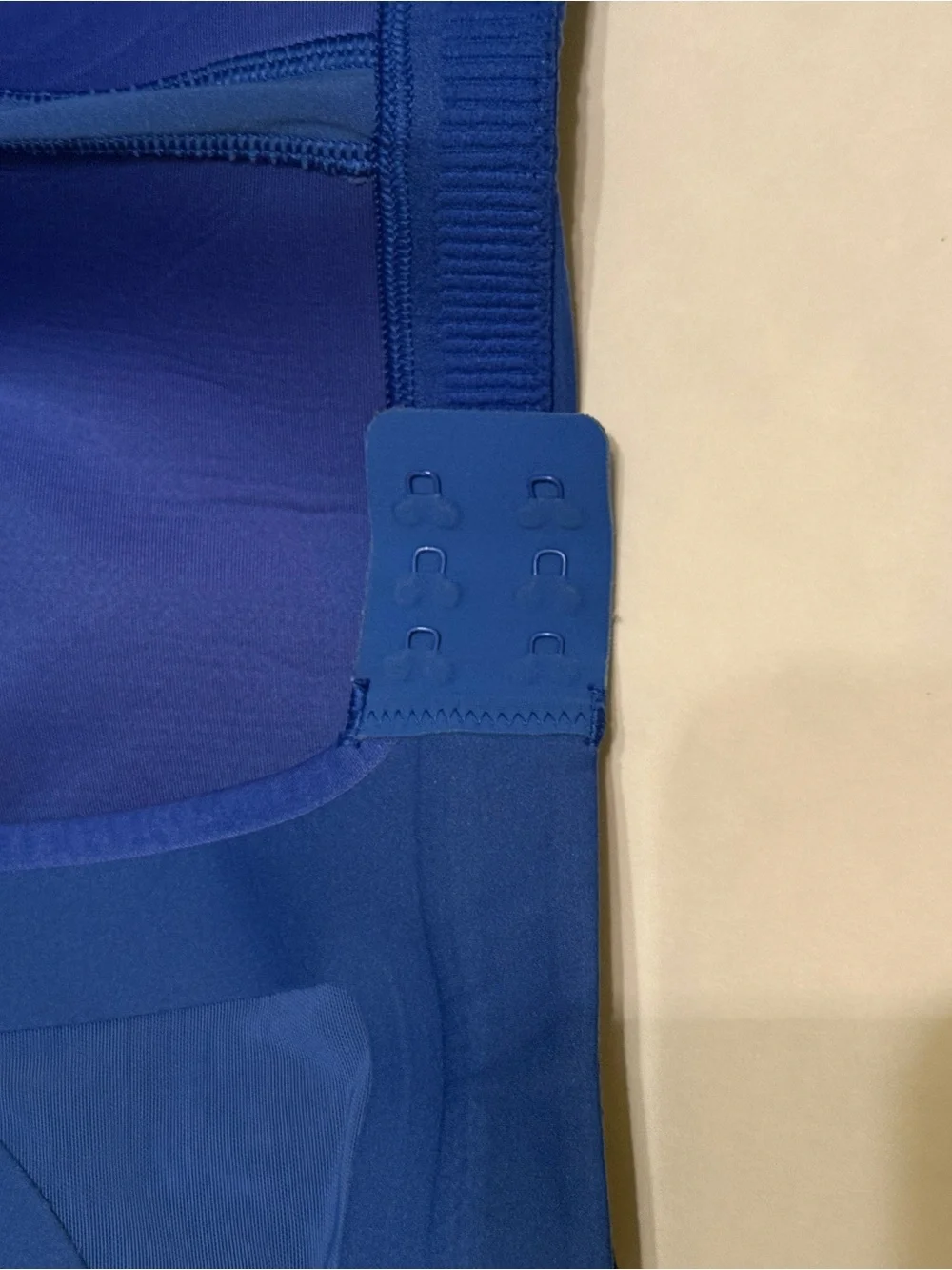 Lululemon Blue Sports Bra Size 34DD Adjustable Straps